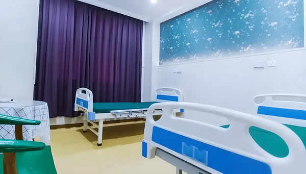 探花看腻了，看乌克兰00后老师isabellastar的作品，欲罢不能